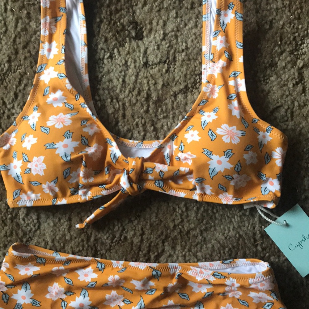 NWT Cupshe high-waisted bikini